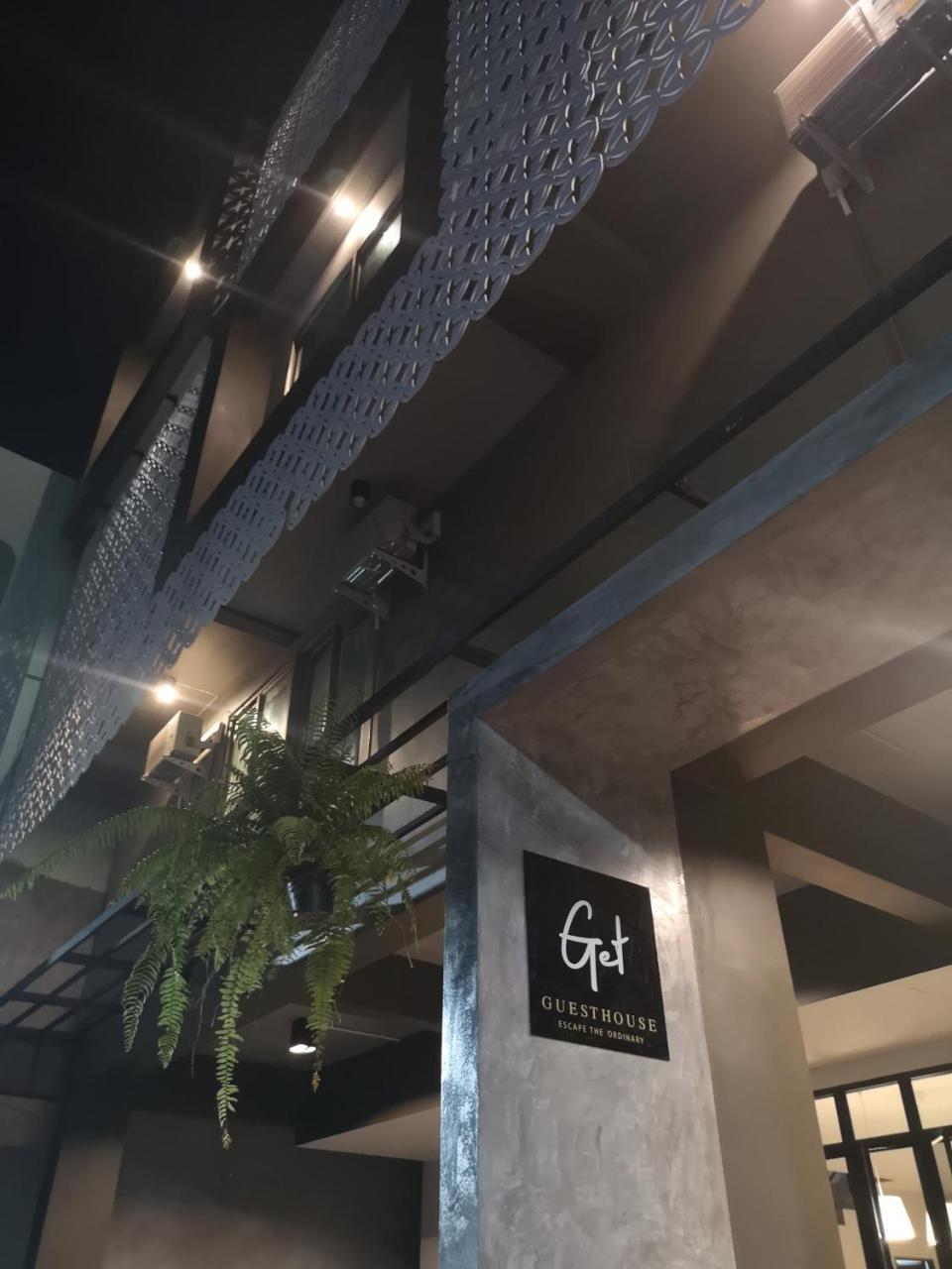 Get 2 3* Hat Yai