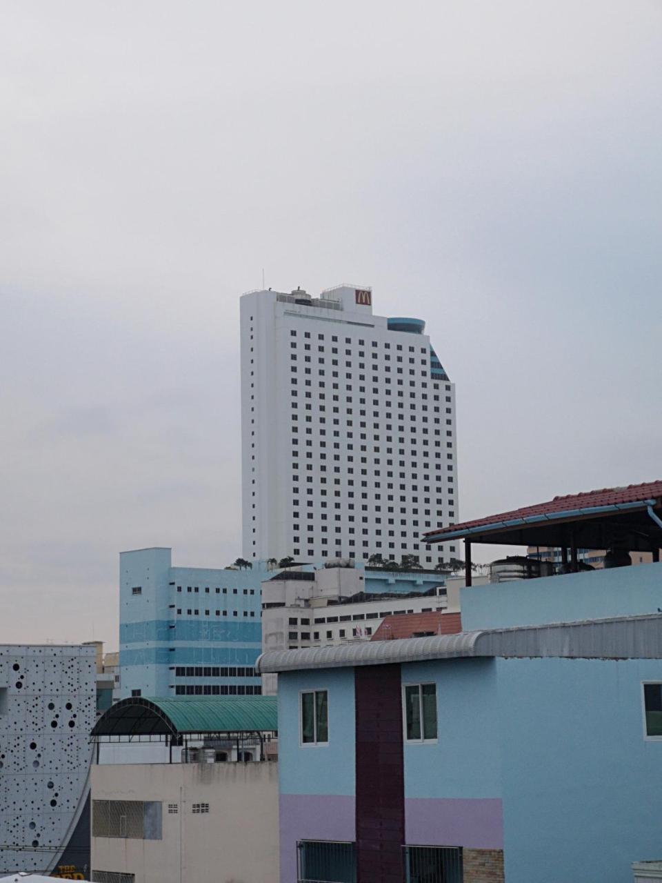 Get 2 Hotel 3*